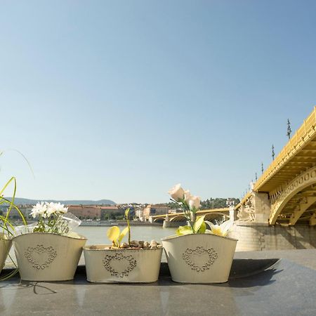 Unique Studio At The Danube With Aircon بودابست المظهر الخارجي الصورة