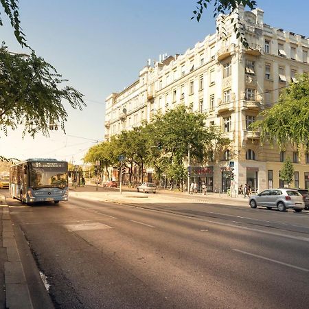 Unique Studio At The Danube With Aircon بودابست المظهر الخارجي الصورة
